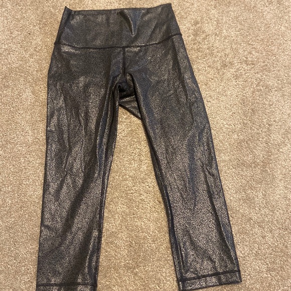 lululemon athletica Pants - Lululemon wunder under